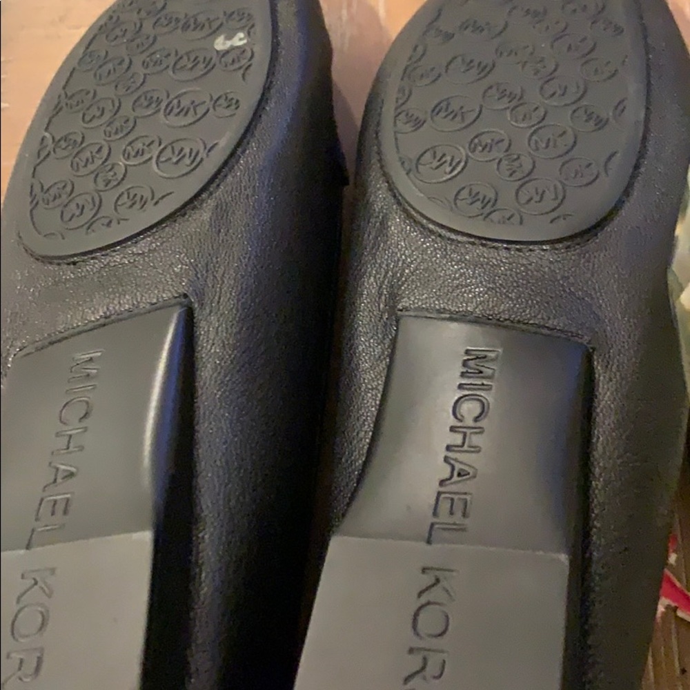 Michael Kors black leather loafers - Picture 8 of 8
